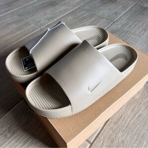 Nike Calm Slide